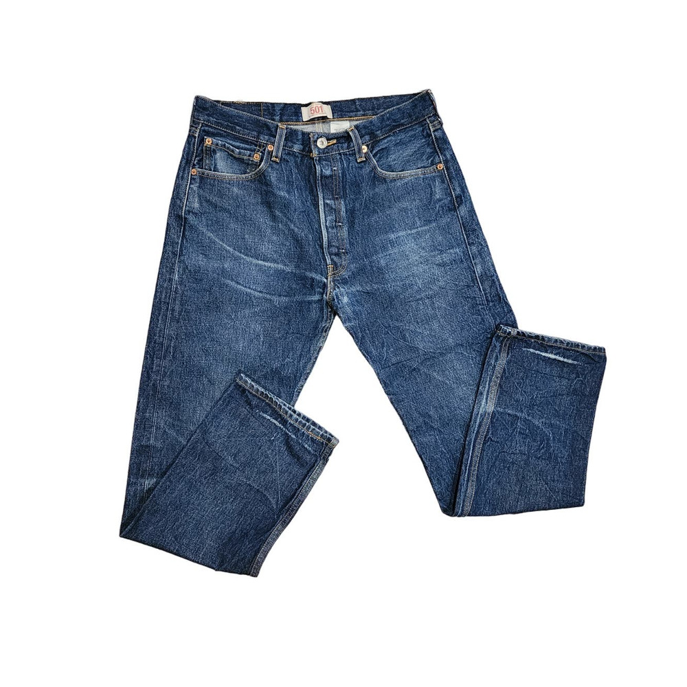 Levi's 501 jeans w34 straight leg button fly jeans Real Denim wear on bottom